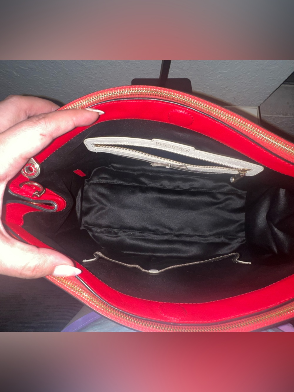 Henri Bendel Striped Tote Handbag with Red Trim - Picture 3 of 6